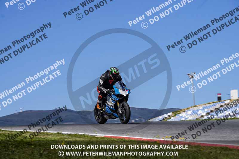 motorbikes;no limits;peter wileman photography;portimao;portugal;trackday digital images